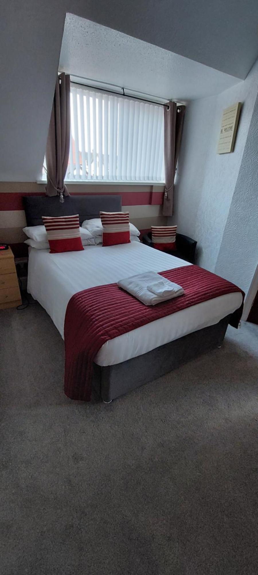 Glenavon Guest House Лландидно Экстерьер фото