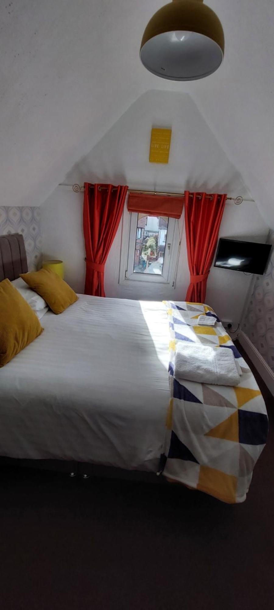 Glenavon Guest House Лландидно Экстерьер фото
